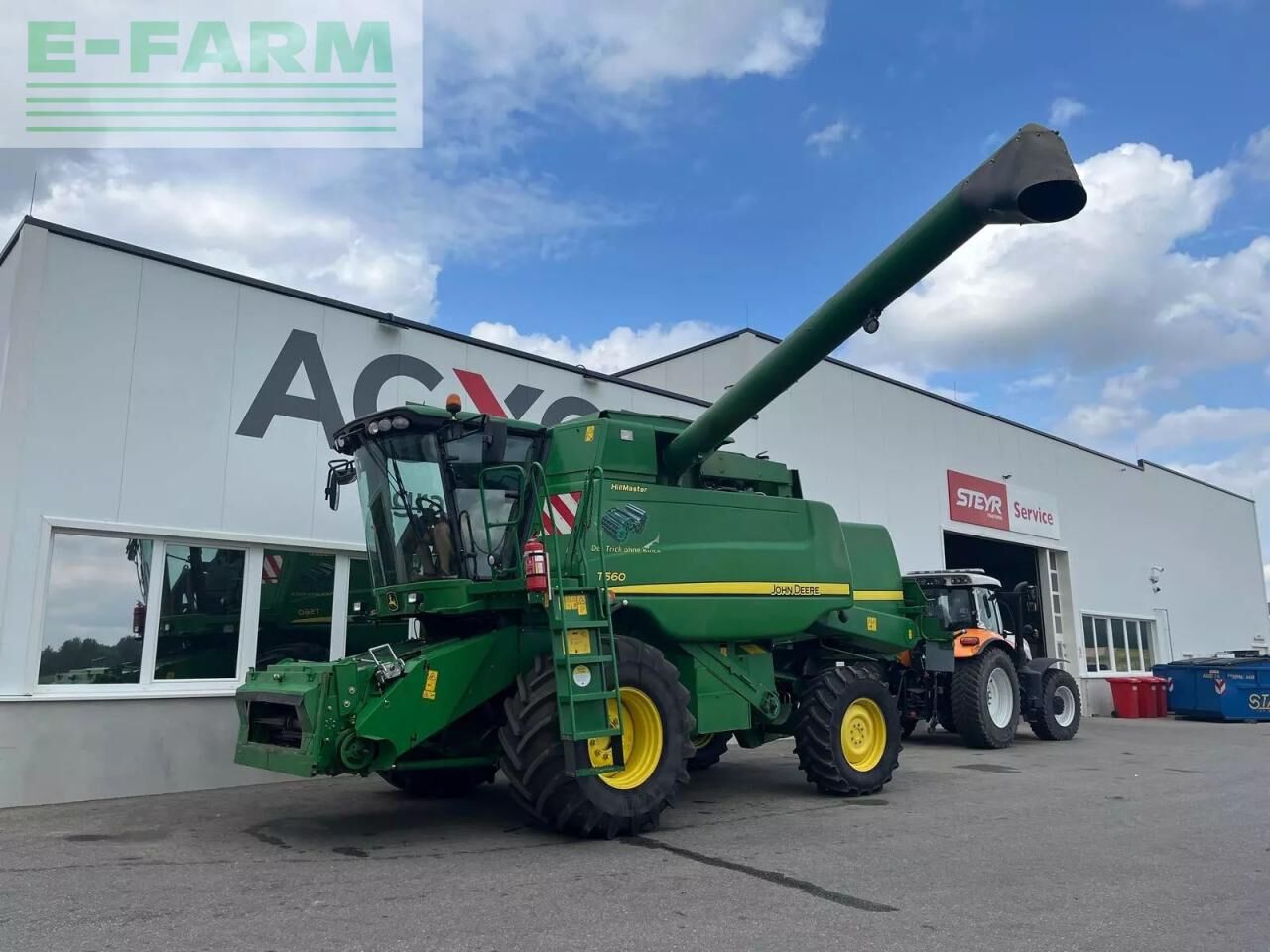 John Deere t560