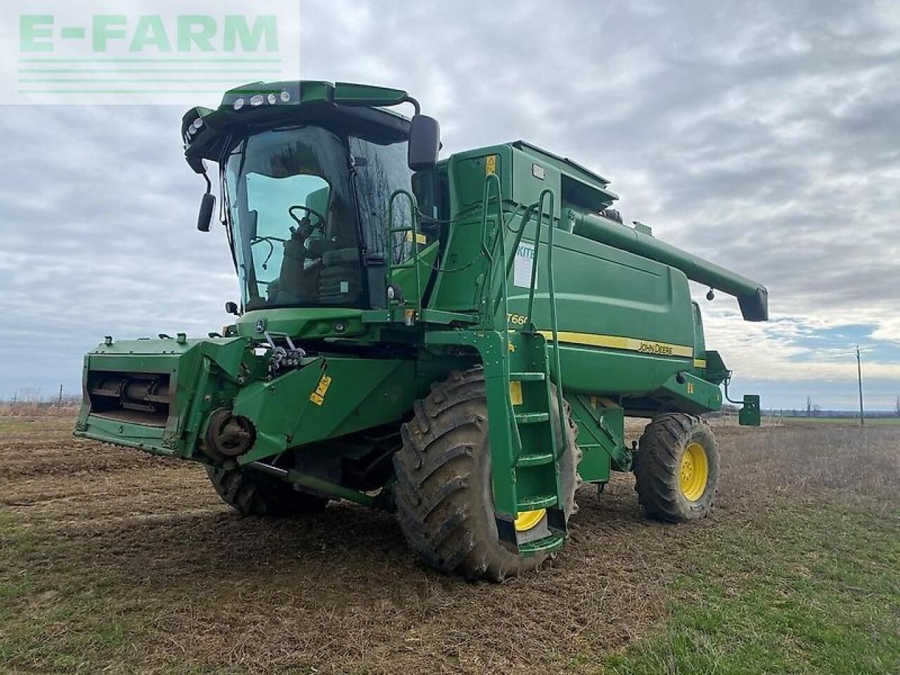 John Deere t660
